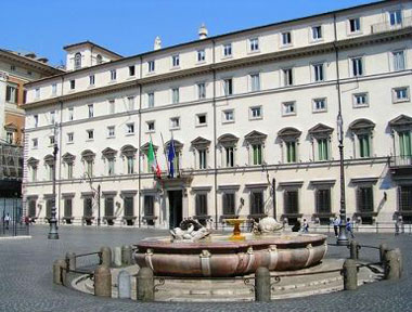 Niente tagli a tasse e sprechi
