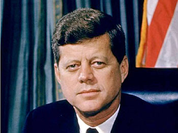 John F. Kennedy, giù la statua-mito! 