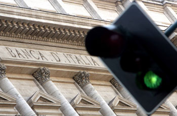 Gli istituti bancari   e altri guai italici 