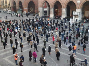 Le sentinelle in piedi   e l’inutilità clericale 