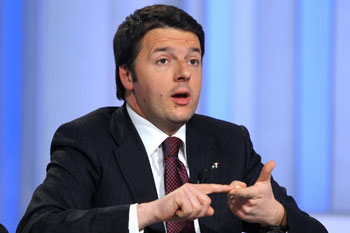 Il ricatto di Renzi   alla Democrazia 