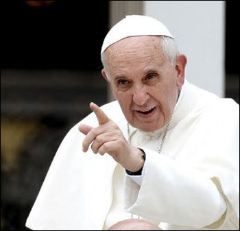 Questo pestaggio benedetto dal Papa? 
