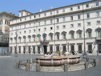 I troppi inganni dei guardiani della spesa