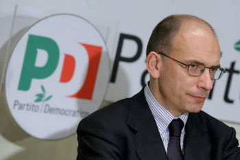 Pd spalle al muro, ma il Pdl alza la posta