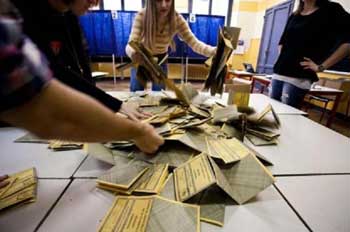 La gente ha capito: inutile votare