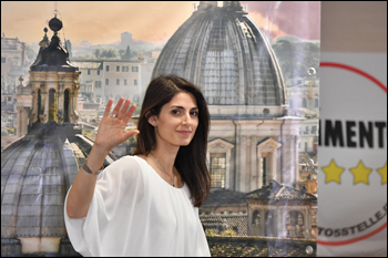 Raggi: rivoluzione da commedia italiana