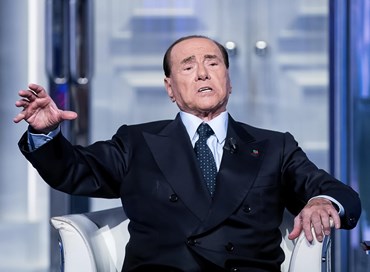 Berlusconi da Vespa, frizzante come lo champagne