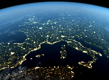Agcom: il 60% degli italiani usa Internet, penultimi in Europa