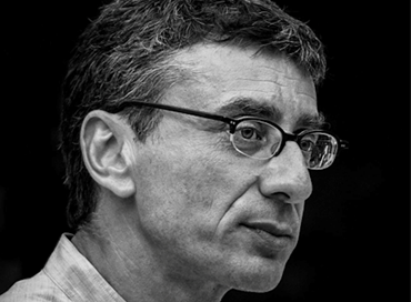 Il lavoro, fulcro di un Paese visto dal teatro