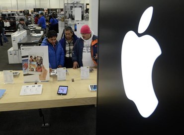 Il giudice: “L’Fbi può tacere sull’iPhone di San Bernardino”