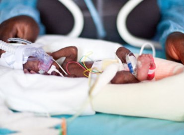 Unicef-Oms: ogni giorno muoiono 7mila neonati