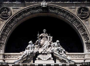 Un precedente storico allarmante