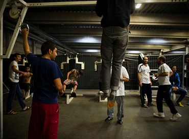 Germania: Spirali di violenza nei centri di accoglienza per profughi