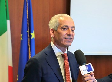 Cavallaro: pensioni bloccate per fare cassa
