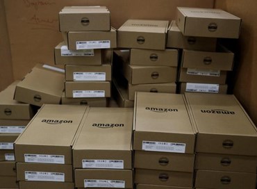 Agcom diffida Amazon: “Rispetti gli obblighi dei servizi postali”
