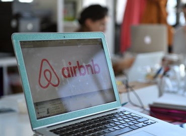 Il Consiglio di Stato: “Il Tar esamini subito la tassa Airbnb”