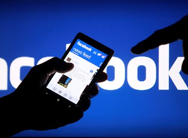 Facebook fa autocritica: i social possono fare male?