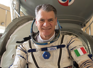 Nespoli, tempi maturi per la Luna e Marte