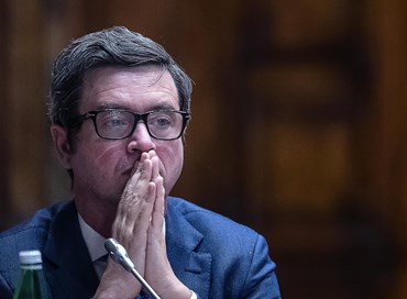 Renzi blinda la Boschi, Orlando: “Così perdiamo”