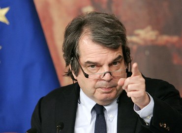 Brunetta: “Mister Etruria (Renzi) ha distrutto il lavoro”