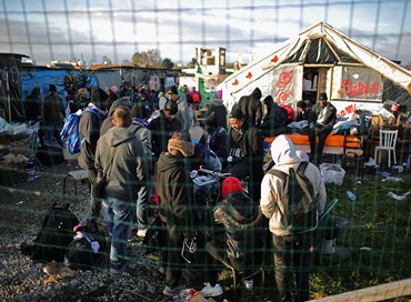 Crisi migratoria fuori controllo in Francia