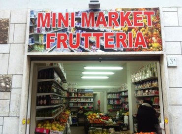 La Capitale nella giungla dei minimarket