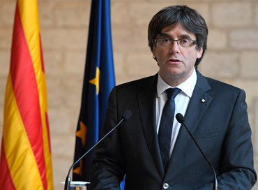 Puigdemont arrestato, scontri di piazza in Catalogna
