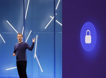 Mark Zuckerberg "costretto" allo streaming dal Parlamento Ue