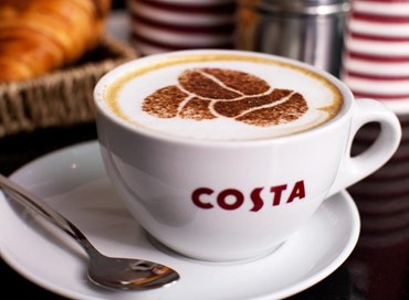 Caffè, la Coca Cola sfida Starbucks comprando Costa