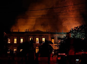 Un incendio ha devastato il Museo nazionale di Rio
