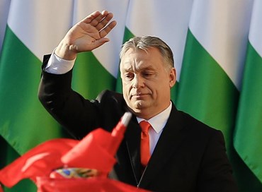 Il Parlamento Ue condanna Orbán, via libera all'articolo 7