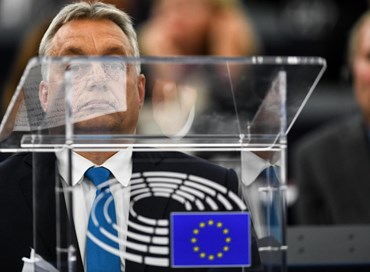 L’Europarlamento in coma se la prende con Viktor Orbán