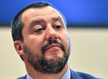 Anche Salvini attacca la Francia: “Sottrae ricchezza all’Africa”