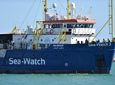 Migranti, Salvini: “Nessuno spazio in Italia per la Sea-Watch”