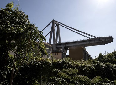 Ponte Morandi, tracce di amianto: sospeso abbattimento