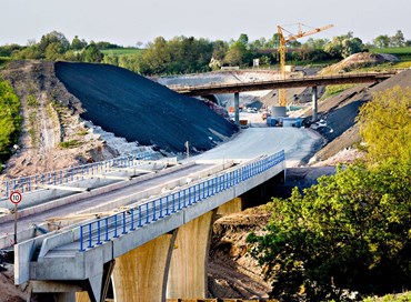 Lo “sblocca cantieri”, la linea del Piave pentaleghista