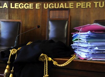 I bacchettoni di una nuova imbecillità