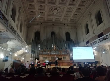 La poesia senza confini