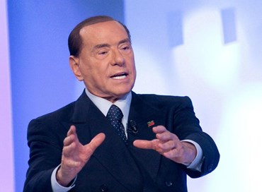Berlusconi: “Questo governo cessi di fare del male all’Italia”
