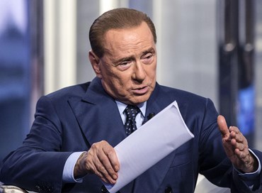 Antimafia: “Berlusconi è impresentabile”, ma il Cavaliere contrattacca
