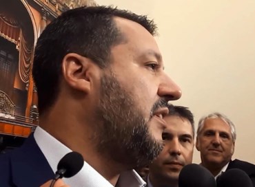 Sicurezza bis, Salvini lancia l'ultimatum ai grillini