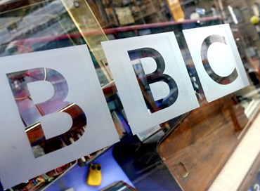 Assistenti vocali: BBC sfida Amazon e Google