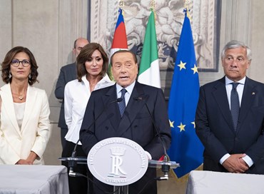 Dopo la “fuga” di Renzi trema anche Berlusconi