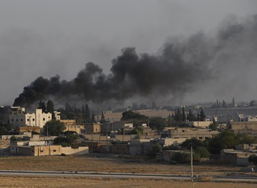Siria, da curdi stop a operazioni anti-Isis
