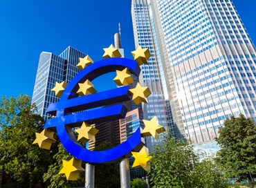 Bce: nell’Eurozona continua la crescita, rischi per la Brexit