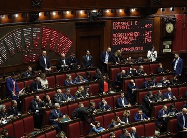 Si sfalda il Paese peggio dei viadotti