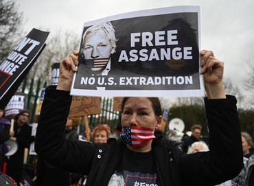 Assange: Appello dei parlamentari al premier australiano