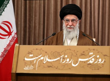 Khamenei: “I gruppi jihadisti devono essere organizzati contro israele”