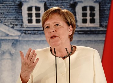 Angela Merkel ha un chiodo fisso in testa: l’Italia