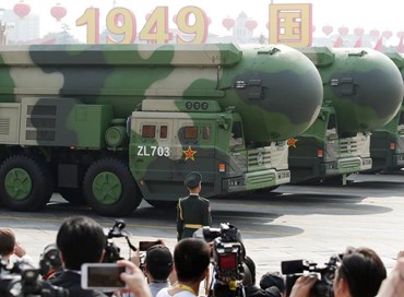 Cina: due missili di “avvertimento”